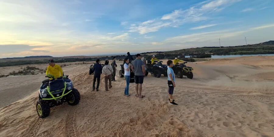 Cách di chuyển – hành trình về phía cát và sen